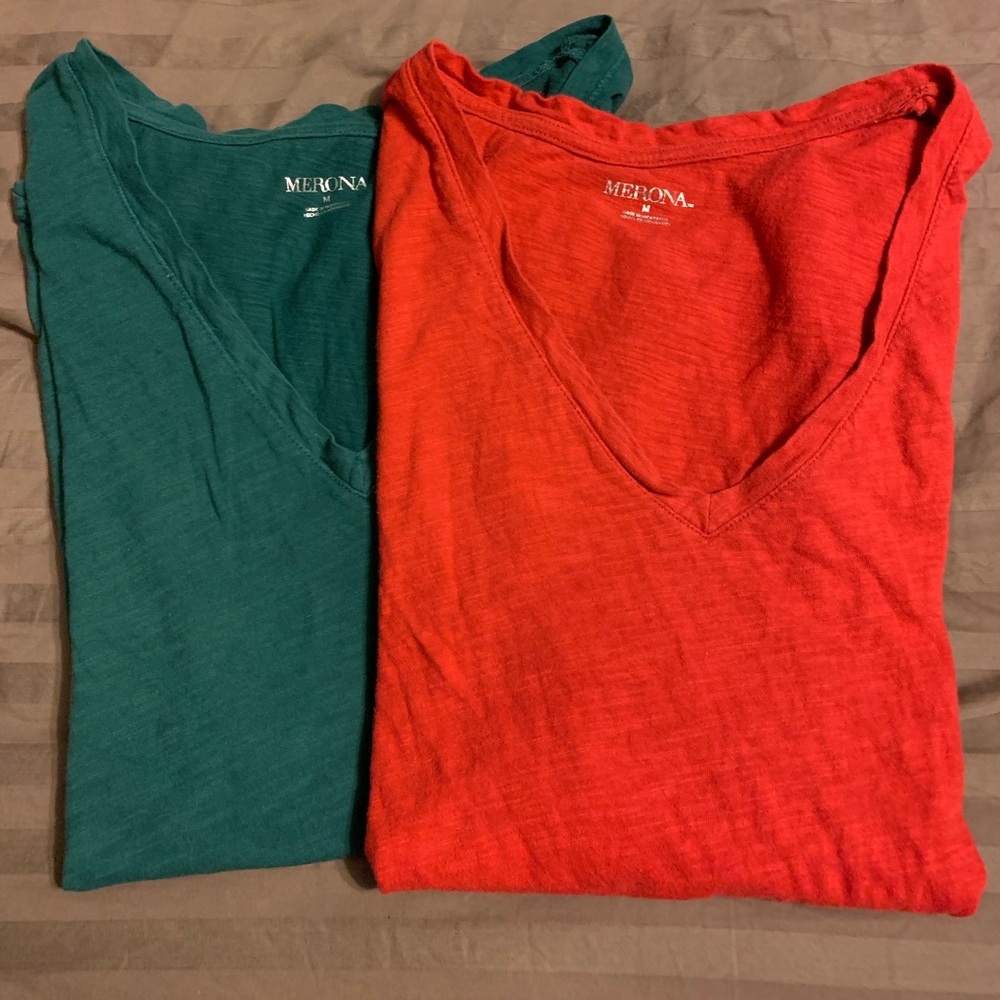 V neck tees